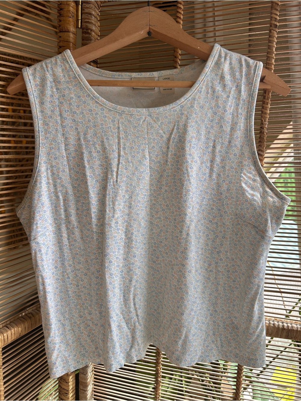 LL Bean cottage core butter mom Sleeveless Floral Print Tank Top ditzy floral